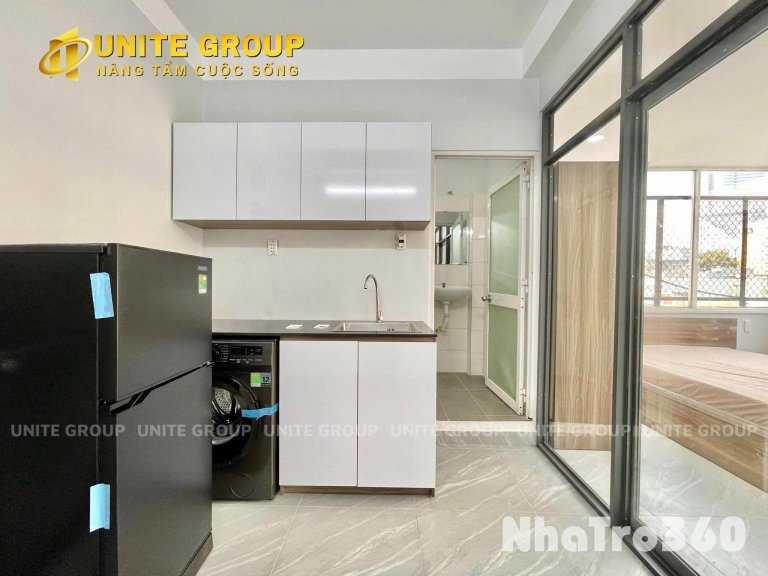 CĂN HỘ CỬA SỔ TÁCH BẾP FULL NỘI THẤT QUẬN 1 GẦN CẦU CALMETTE