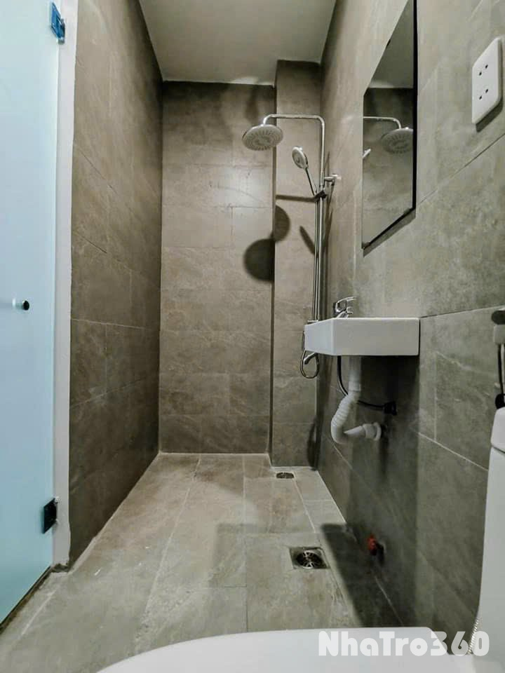 CĂN HỘ CÓ CỬA SỔ FULL NT QUẬN 5