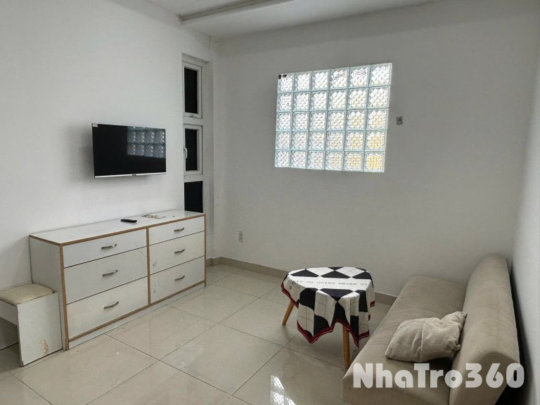 Cho thuê căn hộ 1 Phòng ngủ Ban công thoáng Q1 gần chợ Tân Định, nhà thờ Tân Định
