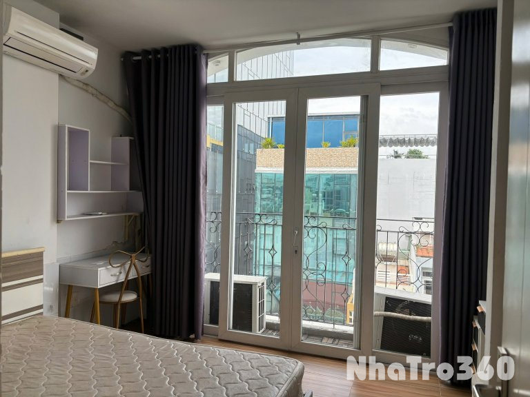 Cho thuê căn hộ 1 Phòng ngủ Ban công thoáng Q1 gần chợ Tân Định, nhà thờ Tân Định