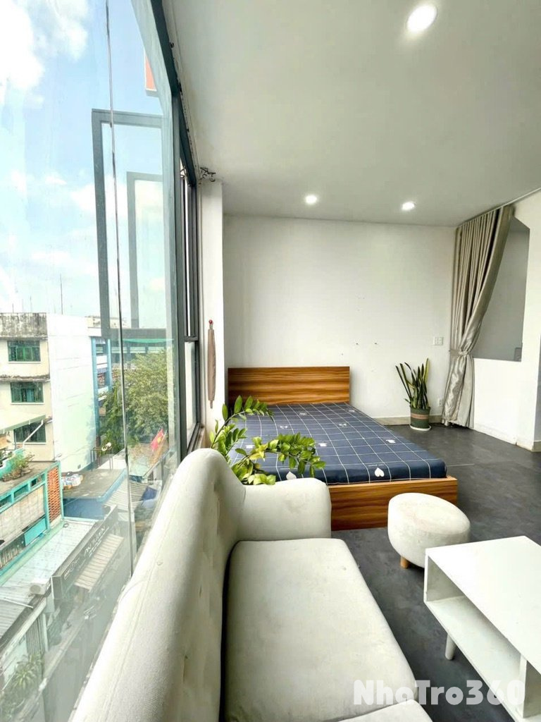 STUDIO CỬA SỔ TRỜI FULL NT NGAY CV HOÀNG VĂN THỤ