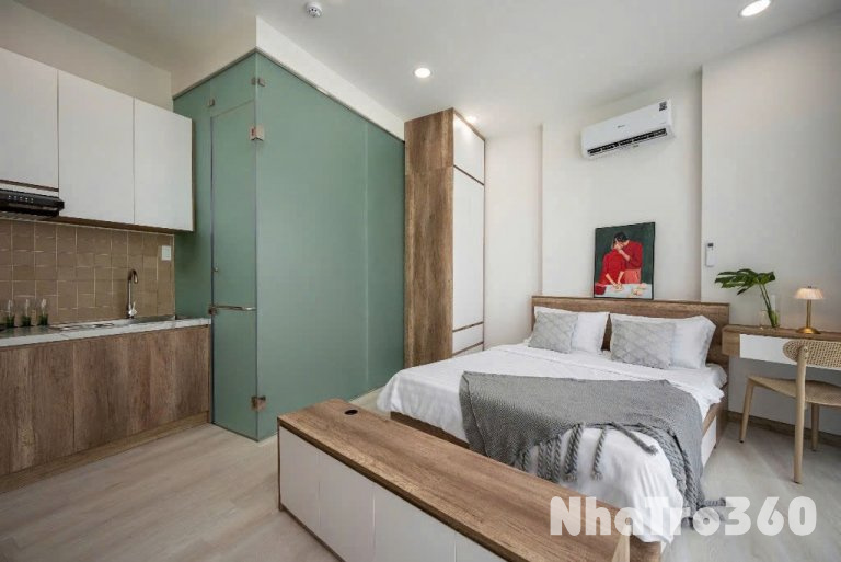 STUDIO BAN CÔNG VÒNG XOAY LĂNG CHA CẢ TÂN BÌNH