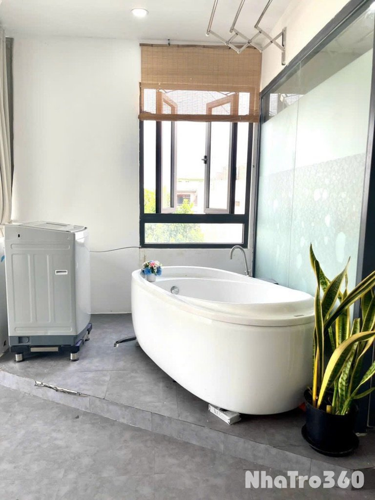 STUDIO CỬA SỔ TRỜI FULL NT NGAY CV HOÀNG VĂN THỤ