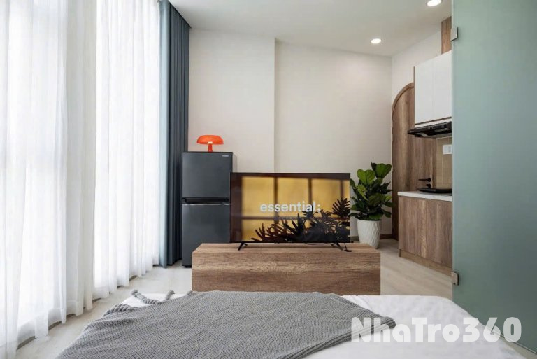 STUDIO BAN CÔNG VÒNG XOAY LĂNG CHA CẢ TÂN BÌNH