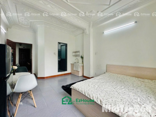 Phòng full nội thất, cửa sổ, rộng rãi, giá rẻ