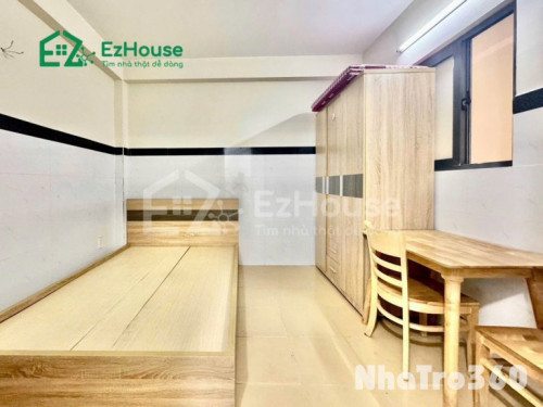 Phòng full nội thất, cửa sổ, giá rẻ