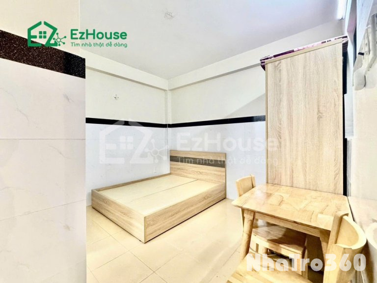 Phòng full nội thất, cửa sổ, giá rẻ