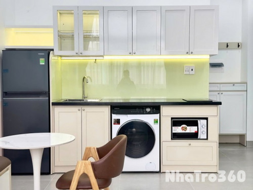 Cho thuê căn hộ cửa sổ, Q10 || đường Tô Hiến Thành || gần ĐH Bách Khoa, Nhà Thờ Đồng Tiến, Go Miền Đông