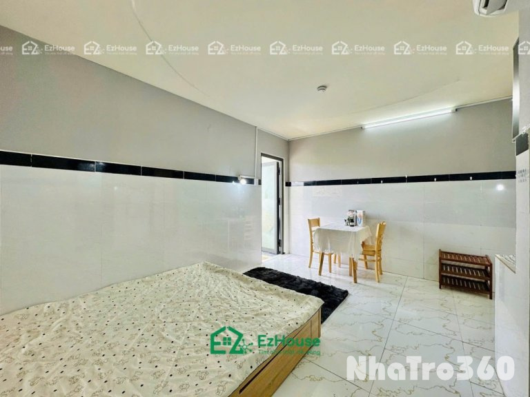 Phòng full nội thất, ban công, giá rẻ