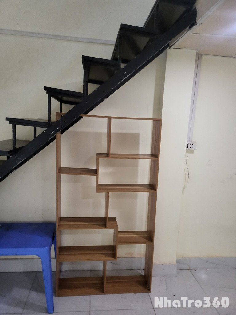 Cho thuê nhà riêng C4 trung văn