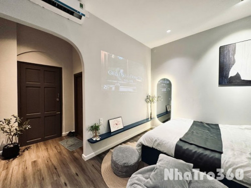 CĂN HỘ CHO THUÊ STUDIO TÁCH BẾP VỪA HOÀN THÀNH TẠI Q10 GẦN CÔNG TRƯỜNG DÂN CHỦ