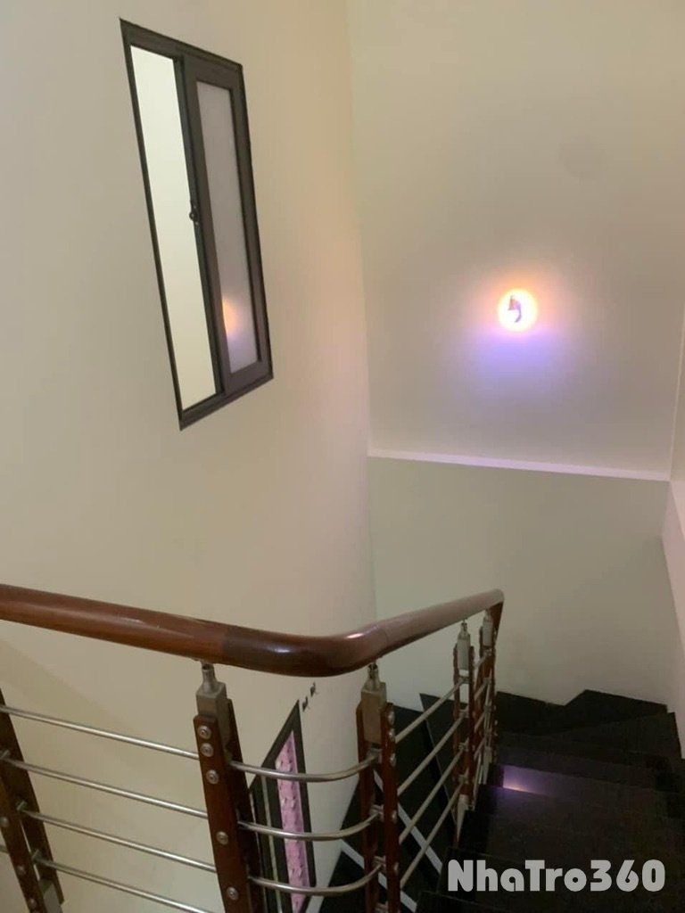 Cho thuê 1 phòng trống trong nhà nguyên căn 4ngủ