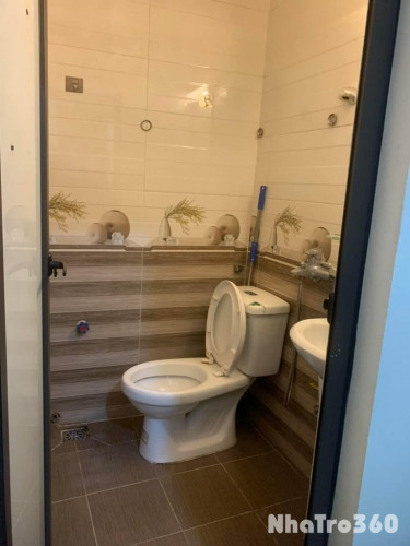 Cho thuê 1 phòng trống trong nhà nguyên căn 4ngủ