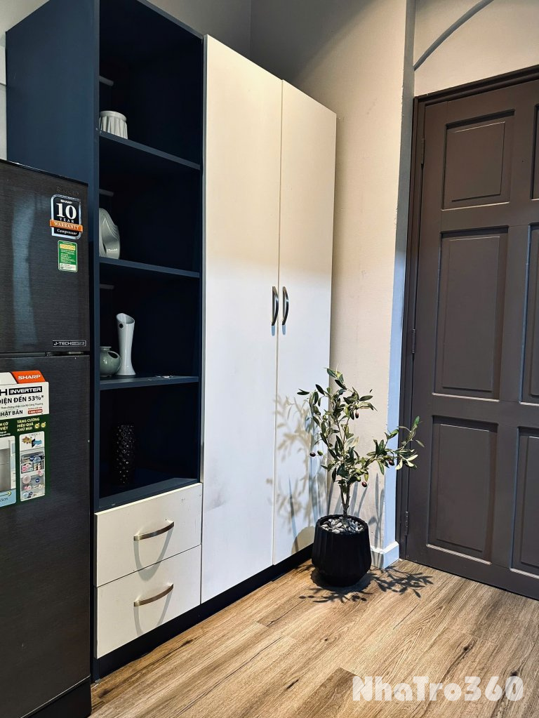 CĂN HỘ CHO THUÊ STUDIO TÁCH BẾP VỪA HOÀN THÀNH TẠI Q10 GẦN CÔNG TRƯỜNG DÂN CHỦ