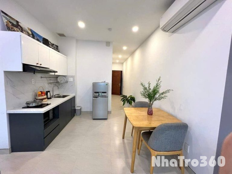 Cho thuê căn hộ 1PN, ban công, Q1 || đường Hồ Hảo Hớn || gần Công Viên 23 Tháng 9, ĐH Văn Lang, cầu Ông Lãnh