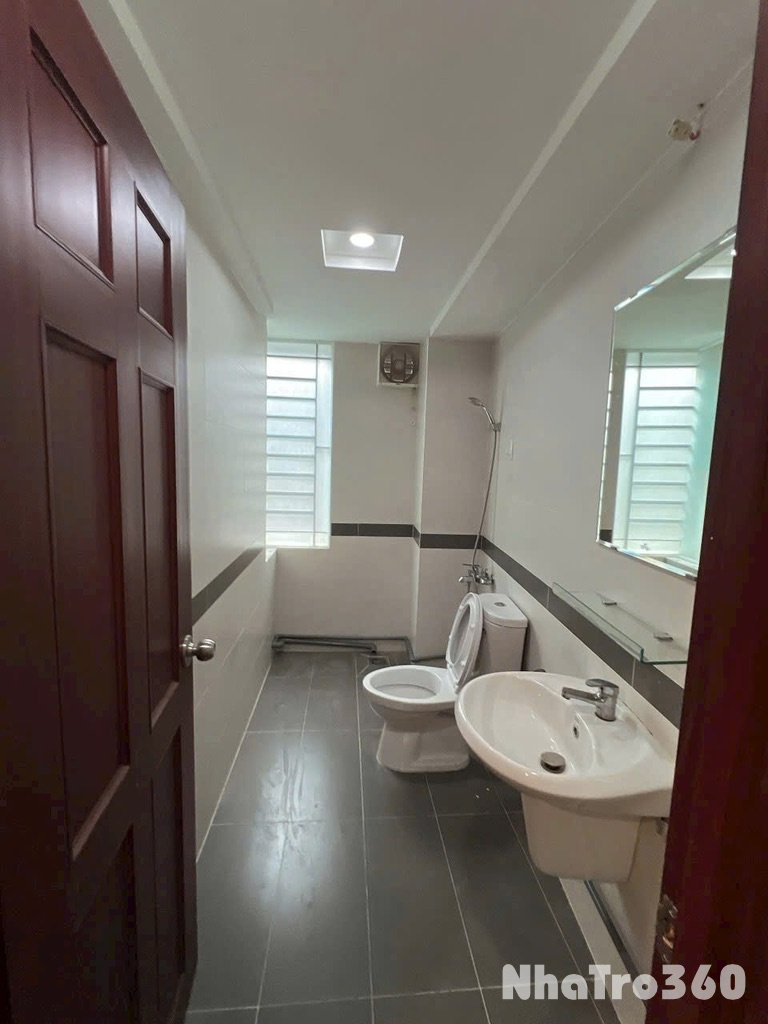 Cho thuê 2pn tại quận 1