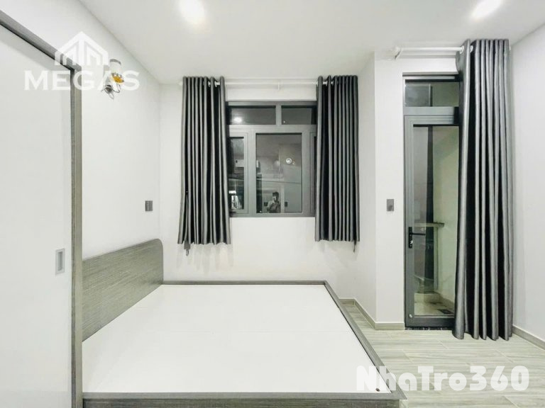 Còn trống duy nhất 1 phòng cuối ngay Lạc Long Quân