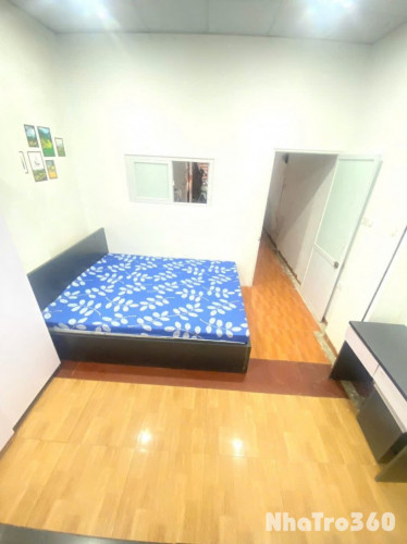 Căn hộ tập thể đủ đồ, phốTtrần Hưng Đạo, 32m2, Hoàn Kiếm