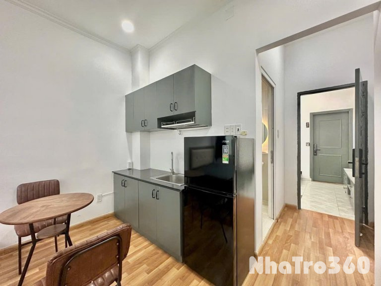 STUDIO cửa sổ full nội thất ngay trung tâm Quận 7