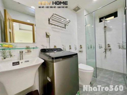 Căn Hộ Ban Công, View Sông, Máy Giặt Riêng,Đại Học Nguyễn Tất Thành, Luật, Cầu Tân Thuận Quận 4