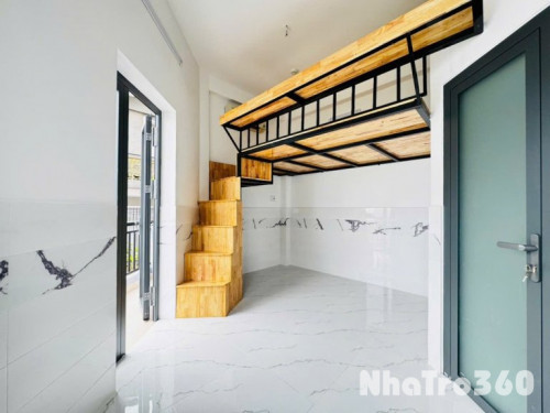 Duplex mới , có ban công , toà nhà mới , an ninh