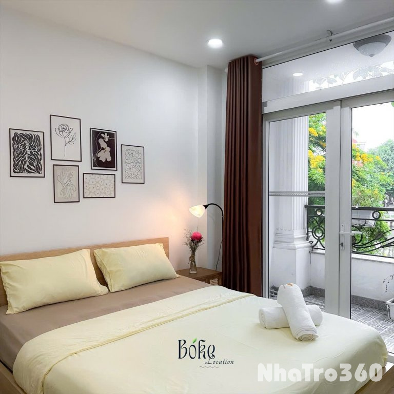 Cho thuê căn hộ 1PN, ban công, Q1 || đường Hoàng Sa || gần Vòng xoay Điện Biên Phủ, cầu Bông, Chùa Ngọc Hoàng