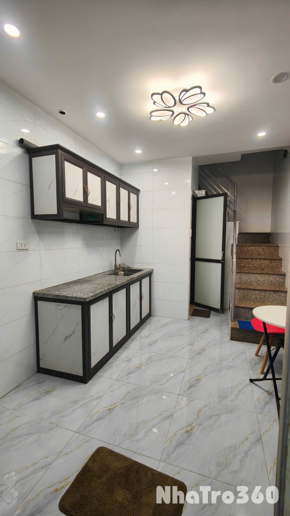 Cho thuê nhà nguyên căn  ngõ 100 Nguyễn An Ninh 3 tầng x 18m2, 2 ngủ, 6.5 Triệu