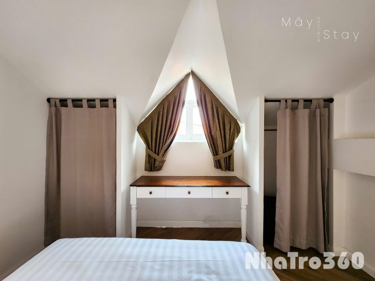 Siêu phẩm 2PN full nội thất nội khu Phú Mỹ Hưng