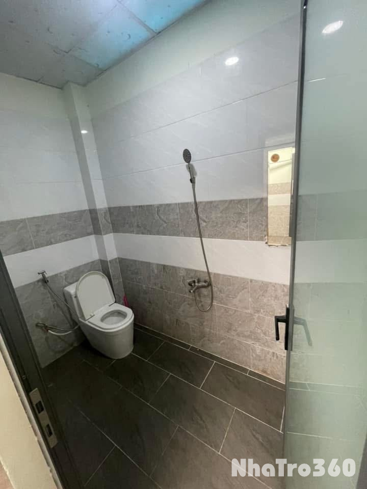 Phòng tầng trệt sạch đẹp, an ninh tốt