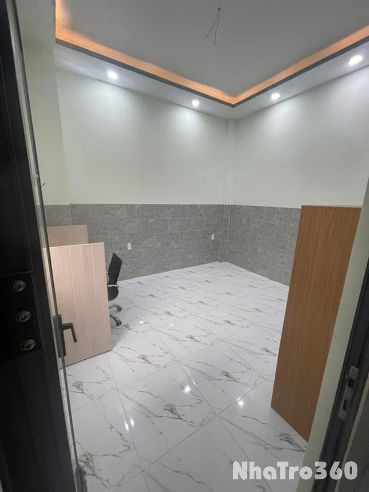 Phòng tầng trệt sạch đẹp, an ninh tốt