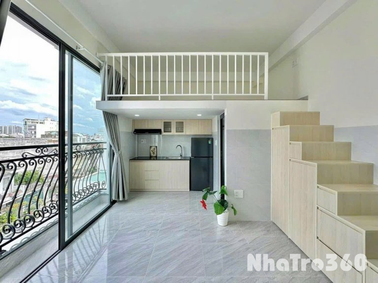 DUPLEX ban công full nội thất gần ĐH Tôn Đức Thắng , Sunrise City