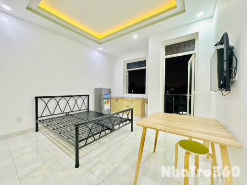 Full nội thất, ban công, cửa sổ, tự do