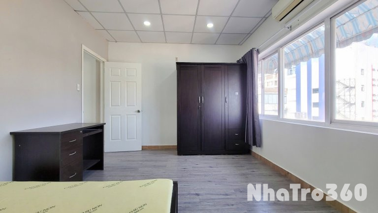 🏠Cho thuê căn hộ 1 Phòng ngủ riêng, Ban công rộng đến 70m2 Q1 gần công viên Lê Văn Tám, chợ Tân Định