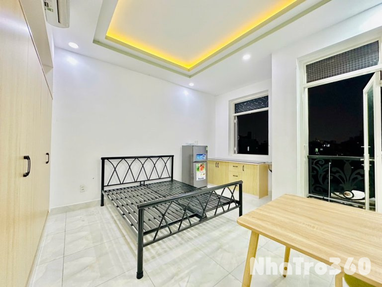 Full nội thất, ban công, cửa sổ, tự do