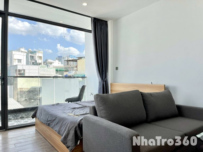 Cho thuê căn hộ Studio Ban công Siêu thoáng Q3 gần cầu Kiệu, chợ Tân Định