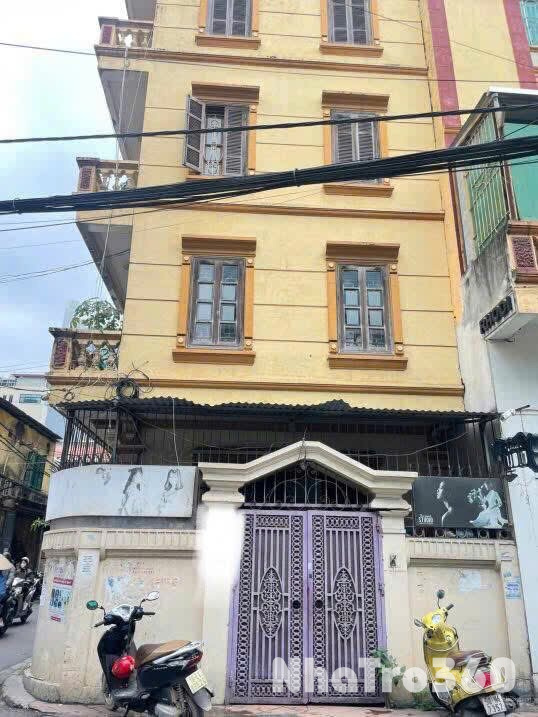 Cho thuê MBKD Phố Hoàng Cầu làm VP, KD sạch, Cà Phê...62m2, 4.5 tầng, 4 Phòng, 27 Triệu