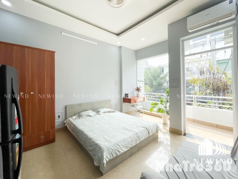 Studio ban công full nội thất gần Lotte Mart , ĐH Tôn Đức Thắng