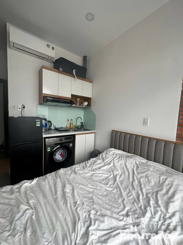 Cho Thuê Căn Hộ 1 Phòng Ngủ Bancol Siêu Rộng Gần Cinestar Quốc Thanh