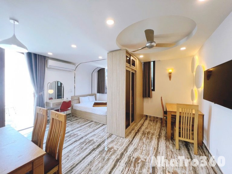 Căn Penhouse full nội thất ban công Dạ Nam quận 8