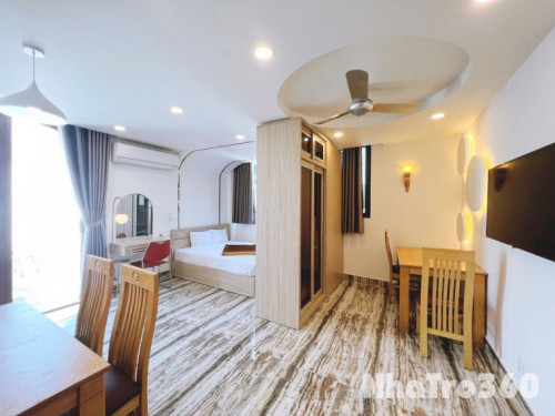 Căn Penhouse full nội thất ban công Dạ Nam quận 8