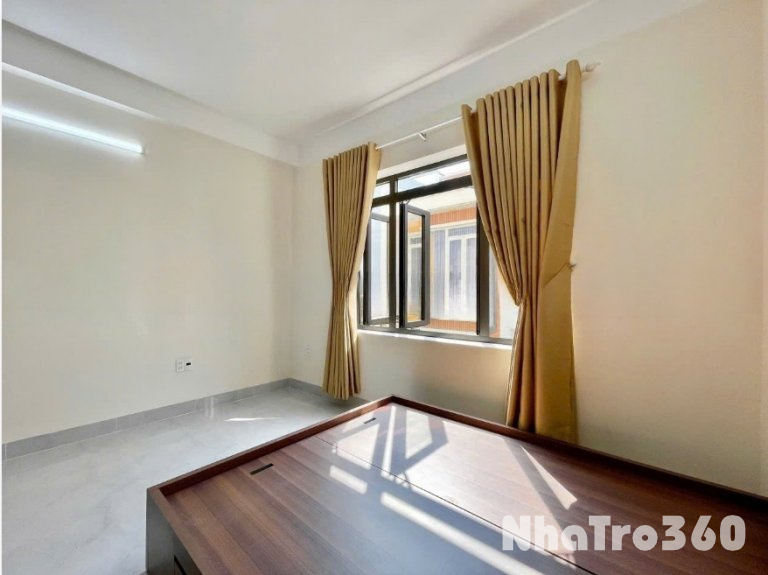 Căn Hộ Cửa Sổ Trời 30m2 Ngay Khu Ăn VặtBàu Cát Đôi