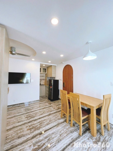 Căn Penhouse full nội thất ban công Dạ Nam quận 8