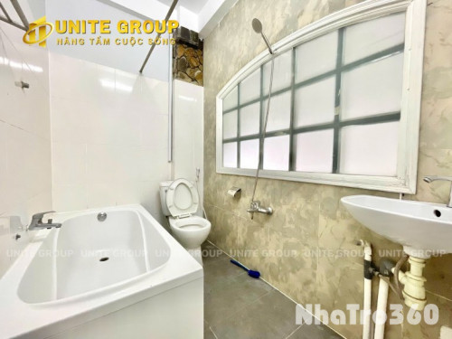 Cho thuê căn hộ 1PN, ban công, Q1 || đường Calmette || gần cầu Calmette, chợ Bến Thành, Công viên 23 Tháng 9