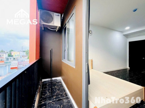 Phòng nét giá mềm Q6 , Full nội thất , bancol to