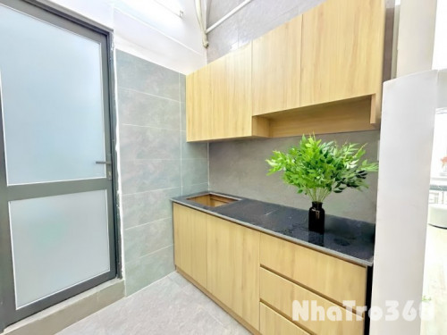 Căn hộ 2pn gần sân bay TSN nhiều cửa sổ đón gió