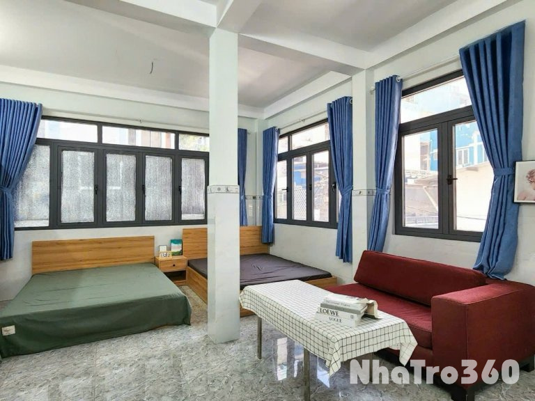 CĂN HỘ BAN CÔNG FULL NỘI THẤT ĐẸP MỚI TẠI Q10