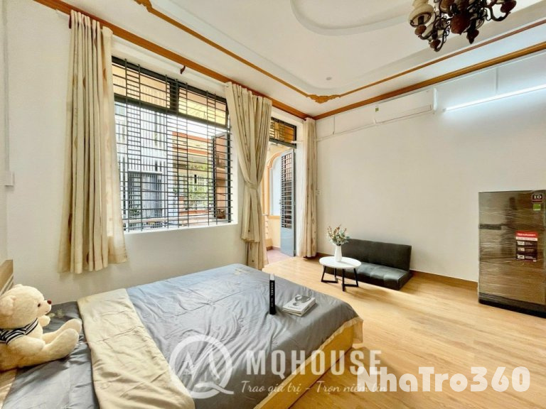 Studio ban công lớn full nội thất gần ĐH Văn Hiến