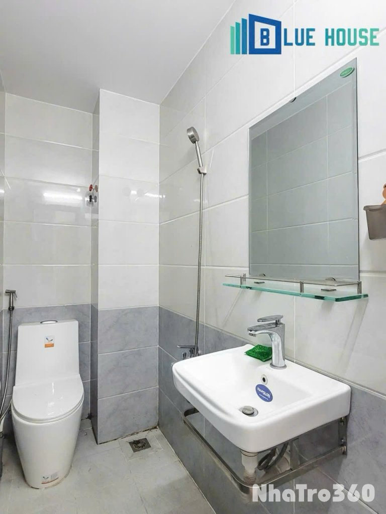 CĂN HỘ BAN CÔNG FULL NỘI THẤT ĐẸP MỚI TẠI Q10