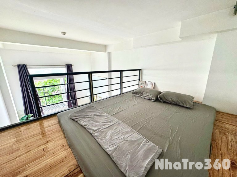 Duplex cửa sổ ngay Lâm Văn Bền giá chỉ 4xxx