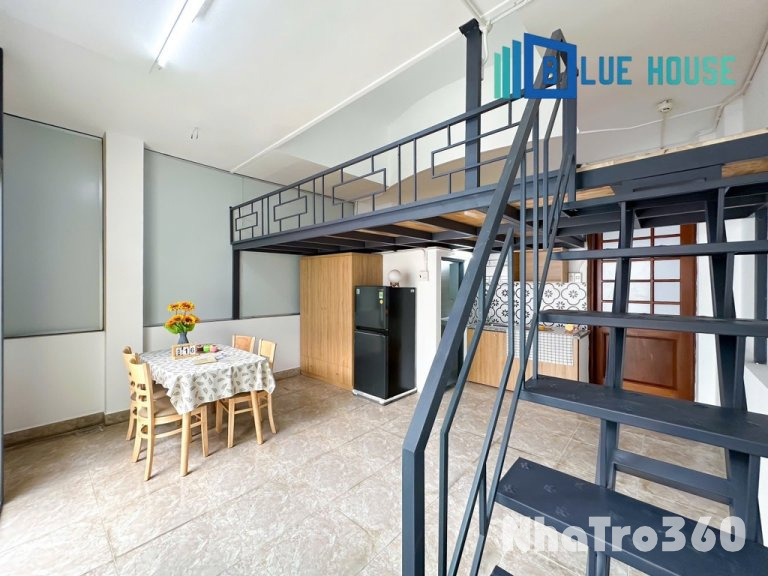 Duplex ban công lớn full nội thất siêu rộng